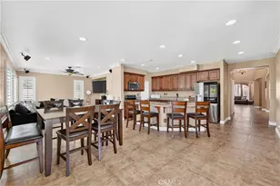 27708 Carlton Oaks St, Murrieta, CA 92562 - Photo 16