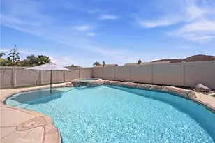 27708 Carlton Oaks St, Murrieta, CA 92562 - Photo 48