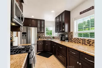 8734 Parrot Avenue, Downey, CA 90240 - Photo 4