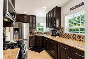 8734 Parrot Ave, Downey, CA 90240 - Photo 4