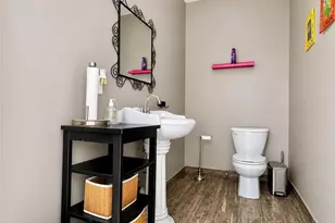 8734 Parrot Ave, Downey, CA 90240 - Photo 20