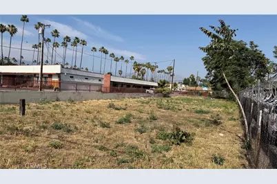 1566 N D, San Bernardino, CA 92405 - Photo 12