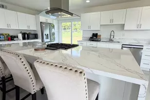 738 De Palma Way, Montebello, CA 90640 - Photo 2