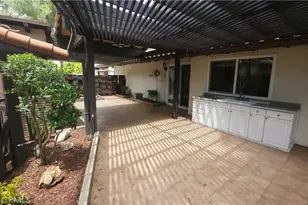 1457 Seven Hills Dr, Hemet, CA 92545 - Photo 36