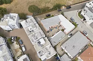 1126 White Knoll Dr, Los Angeles, CA 90012 - Photo 34