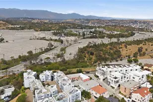 1126 White Knoll Dr, Los Angeles, CA 90012 - Photo 18