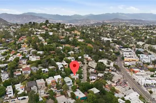 3901 De Longpre Ave, Los Angeles, CA 90027 - Photo 38