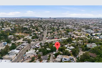 3901 De Longpre Avenue, Los Angeles, CA 90027 - Photo 36