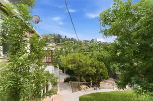 3901 De Longpre Ave, Los Angeles, CA 90027 - Photo 28
