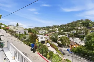 3901 De Longpre Ave, Los Angeles, CA 90027 - Photo 16