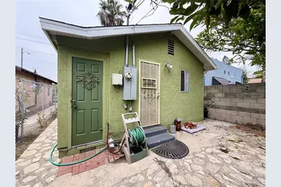 212 N Azusa, Azusa, CA 91702 - Photo 16
