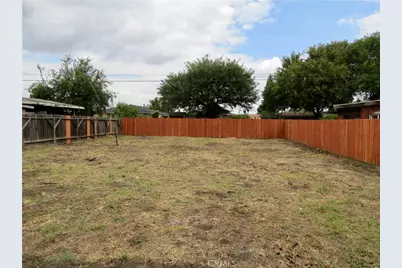 4949 E San Carlos, Rancho Dominguez, CA 90221 - Photo 14