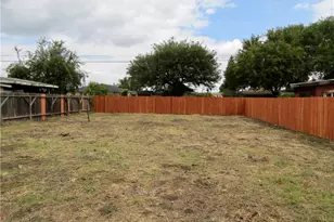 4949 E San Carlos, Rancho Dominguez, CA 90221 - Photo 14
