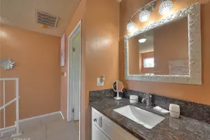 14819 Downey Ave, Paramount, CA 90723 - Photo 14