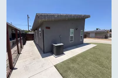 1701 Manor Circle, Pomona, CA 91766 - Photo 2