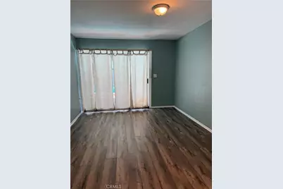 22814 Collins, Woodland Hills, CA 91367 - Photo 8