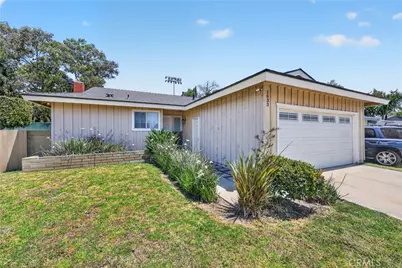 1633 E Clarion, Carson, CA 90745 - Photo 2