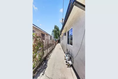 1031 N Fickett, Los Angeles, CA 90033 - Photo 50