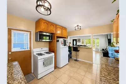 8617 Ivy Street, Los Angeles, CA 90002 - Photo 8