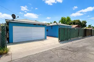 8617 Ivy St, Los Angeles, CA 90002 - Photo 32