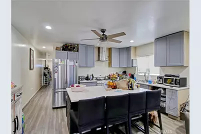 5420 Manhattan Place, Los Angeles, CA 90062 - Photo 8