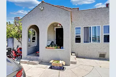 5420 Manhattan Place, Los Angeles, CA 90062 - Photo 1