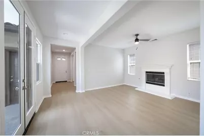 5702 Segovia Way, Bakersfield, CA 93306 - Photo 8