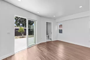 738 E 97th St, Los Angeles, CA 90002 - Photo 14
