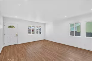2106 W 94th Pl, Los Angeles, CA 90047 - Photo 10