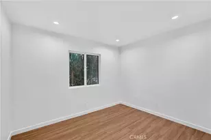2106 W 94th Pl, Los Angeles, CA 90047 - Photo 26