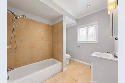 2980 Oakwood Avenue, Lynwood, CA 90262 - Photo 14