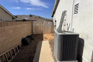 8374 Donna, Jurupa Valley, CA 92509 - Photo 34