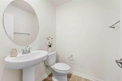 10618 Paramount, Downey, CA 90241 - Photo 20