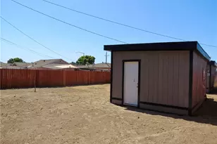 4953 E San Carlos, Compton, CA 90221 - Photo 16
