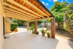 25825 Holly Vista Blvd, San Bernardino, CA 92404 - Photo 18