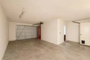 25825 Holly Vista Blvd, San Bernardino, CA 92404 - Photo 22