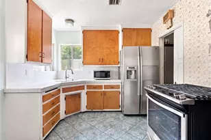 11605 Garfield, South Gate, CA 90280 - Photo 6