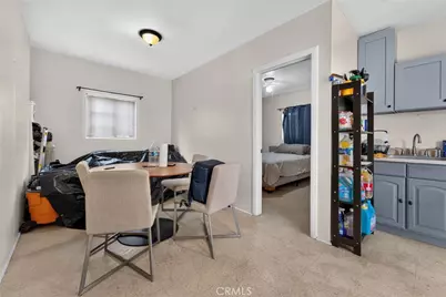 400 West Maple Street, Compton, CA 90220 - Photo 18
