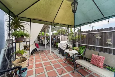 400 West Maple Street, Compton, CA 90220 - Photo 14