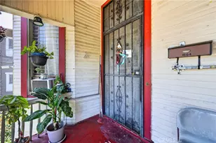 1664 W 12th, Los Angeles, CA 90015 - Photo 18