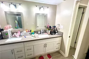 15712 Pasadena, Tustin, CA 92780 - Photo 10