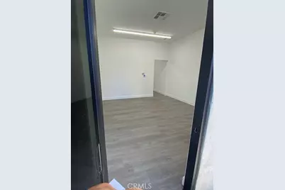 919 917 W Compton, Compton, CA 90220 - Photo 10