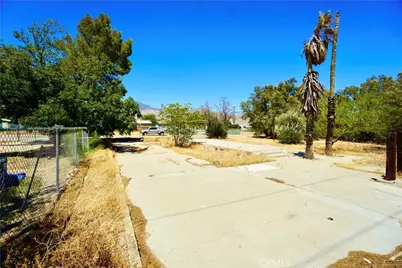 52077 Maxine, Cabazon, CA 92230 - Photo 8