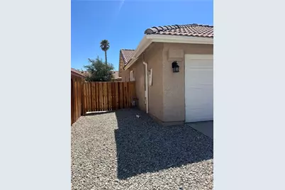 36806 36806 Meadowview Court, Palmdale, CA 93552 - Photo 2