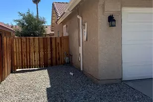 36806 36806 Meadowview Ct, Palmdale, CA 93552 - Photo 2
