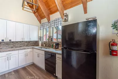 115 Sunset, Sugarloaf, CA 92386 - Photo 16