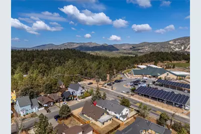 115 Sunset, Sugarloaf, CA 92386 - Photo 12