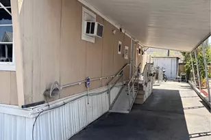 10001 W Frontage Rd, South Gate, CA 90280 - Photo 10
