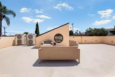 1102 W 6th, San Pedro, CA 90731 - Photo 38