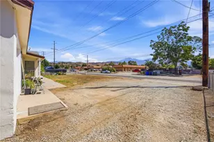 12394 16th St, Yucaipa, CA 92399 - Photo 6